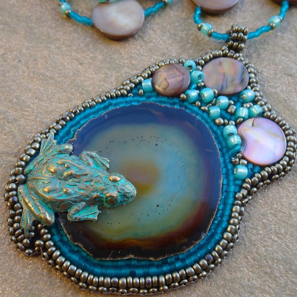 Leather Blue Agate Frog Pond Long Boho Beaded Mother of Pearl Shell Necklace - Picture 11 of 13